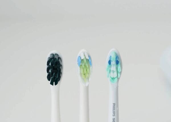 飛利浦電動牙刷頭真假辨別：飛利浦電動牙刷刷頭如何查真假？