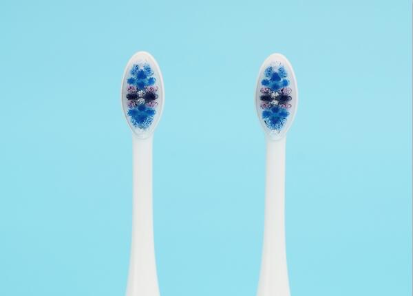 電動(dòng)牙刷刷頭什么形狀好？平的好還是不平的好？