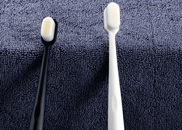 成人超細(xì)毛牙刷好用嗎？超細(xì)毛牙刷讓牙齒洗得徹底！